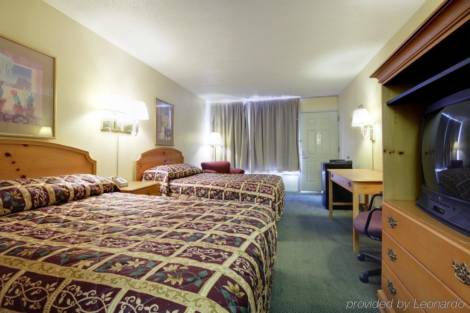 Knights Inn Amarillo Rum bild